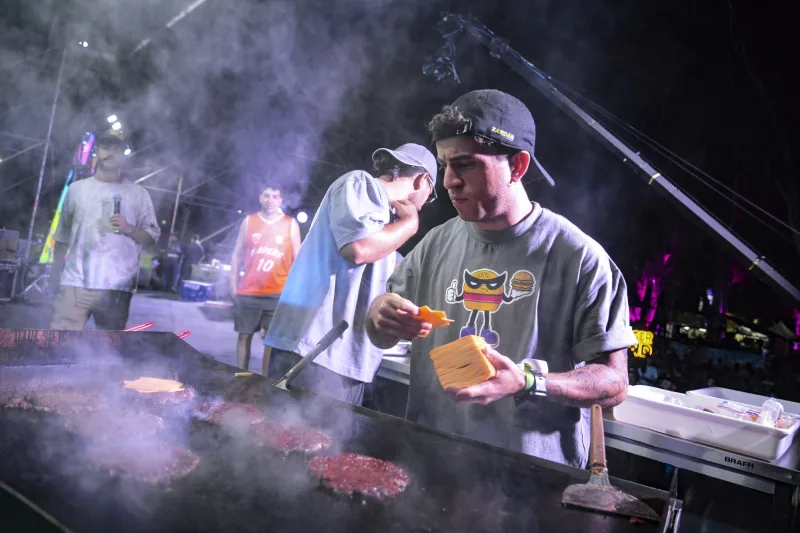 Competencia Burgerland se llevó todos los flashes